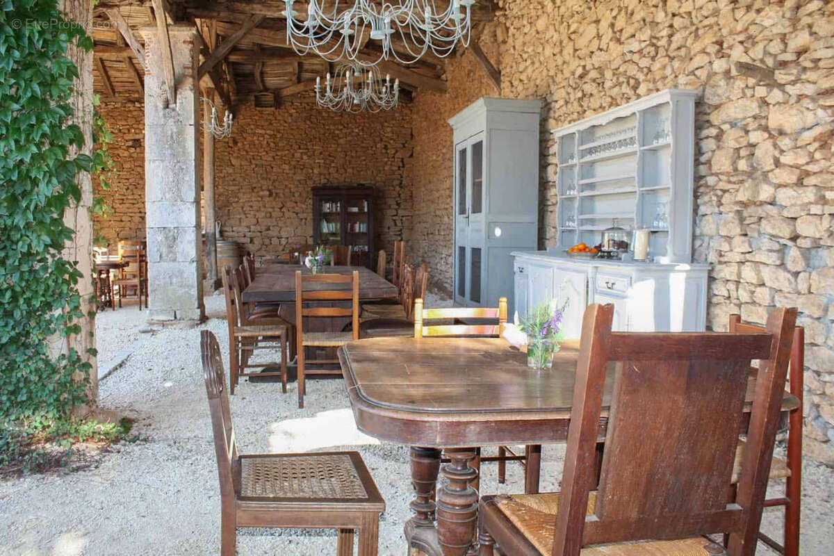 Estate with house, gite, events venue, land and pool - photo 35