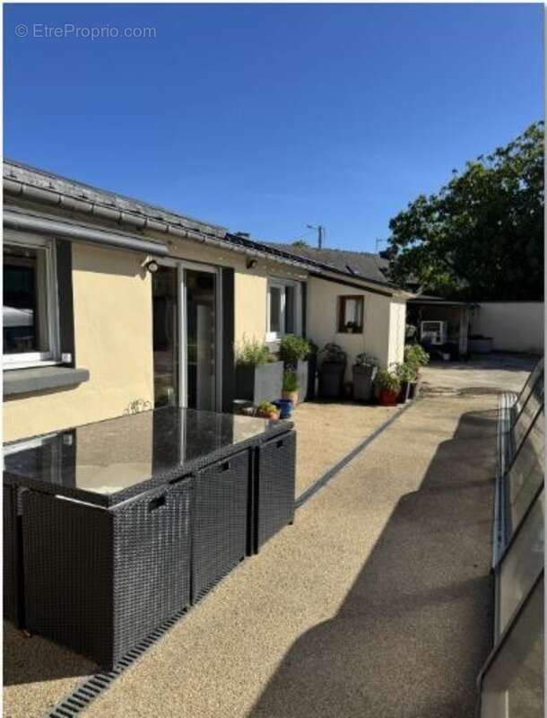 Commerce à CARHAIX-PLOUGUER