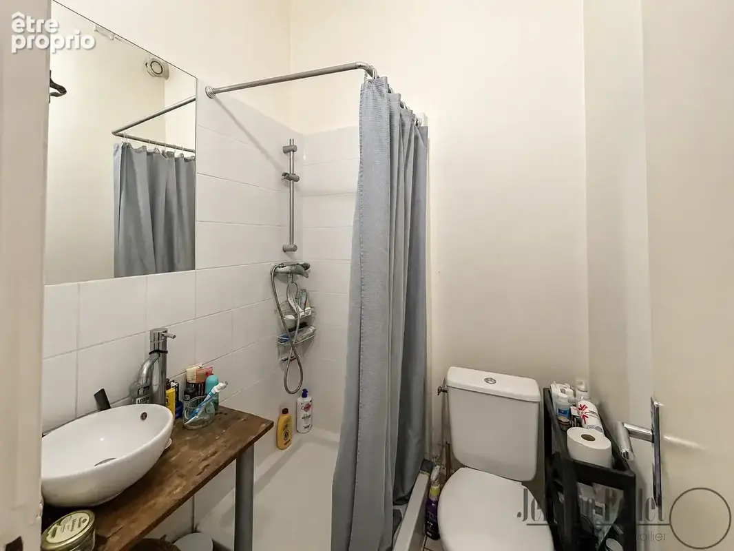 Studio 25 m2 vendu loué - LYON 1 (La Croix Rousse) - photo 6