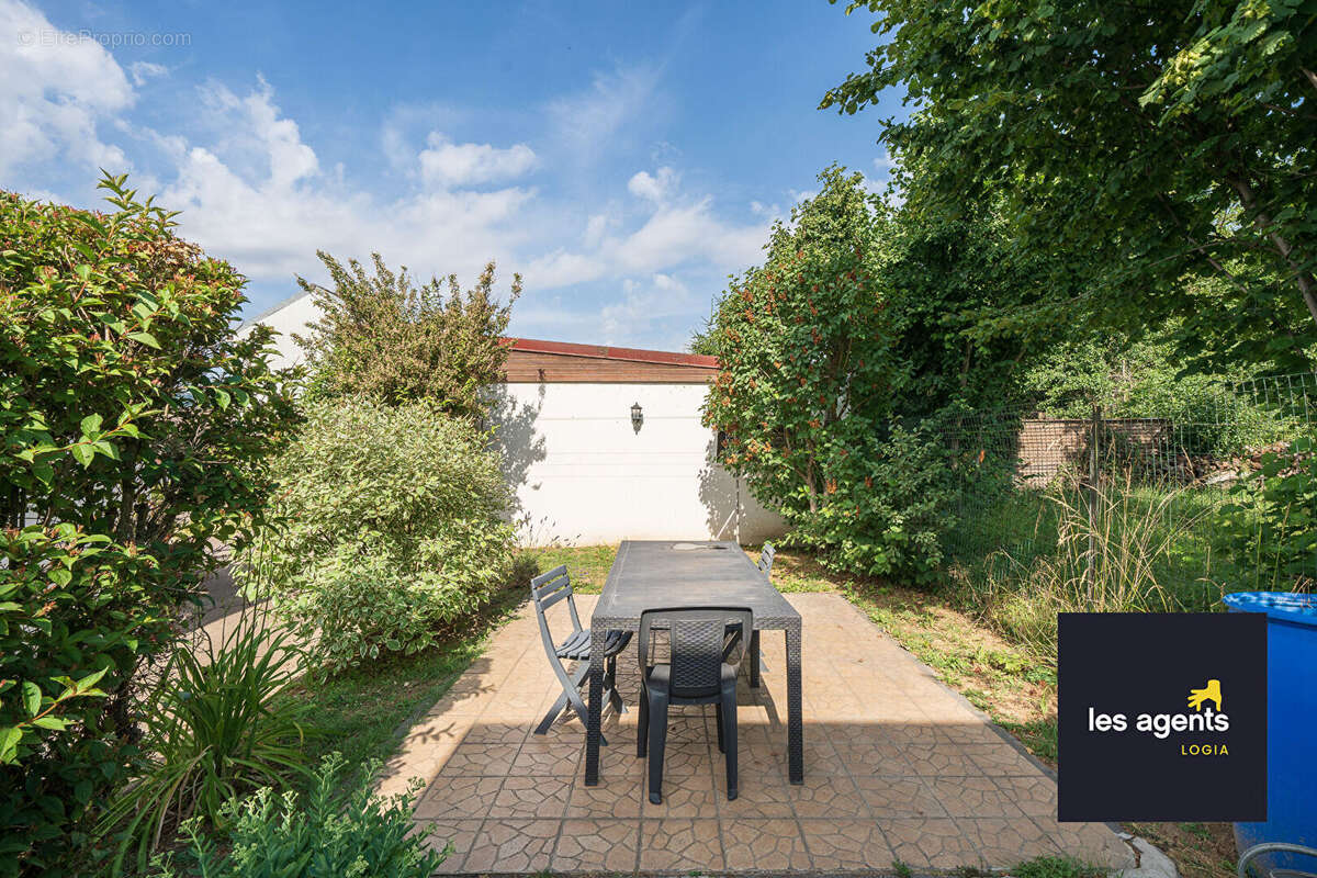 Maison à NEUVES-MAISONS