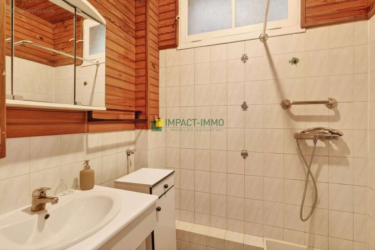 Appartement à COLOMBES