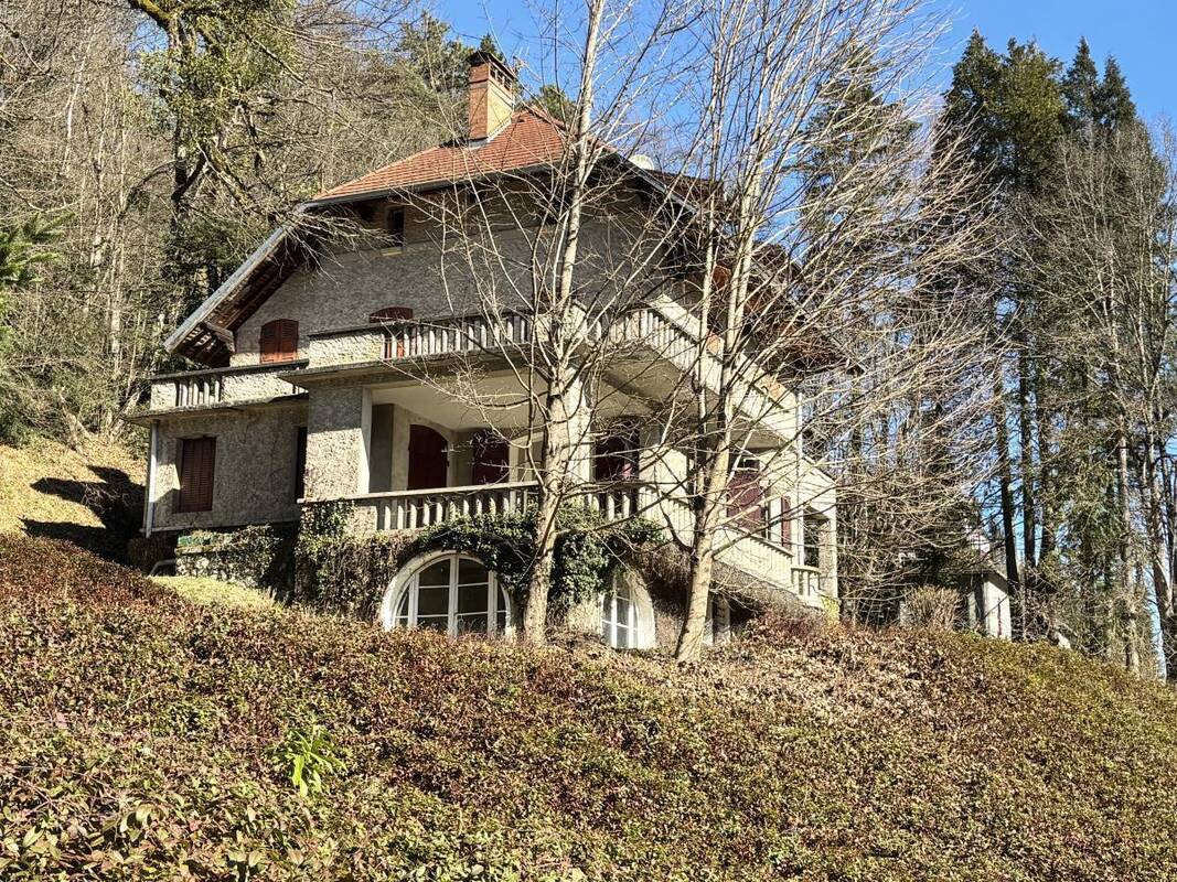 Maison à VAULNAVEYS-LE-HAUT