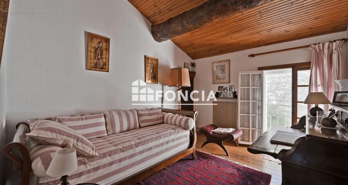 LUNEL-VIEL: Coup de coeur pour cette charmante maison de 150 m2 sur terrain de 813 m2 à 20 min des plages! - photo 15