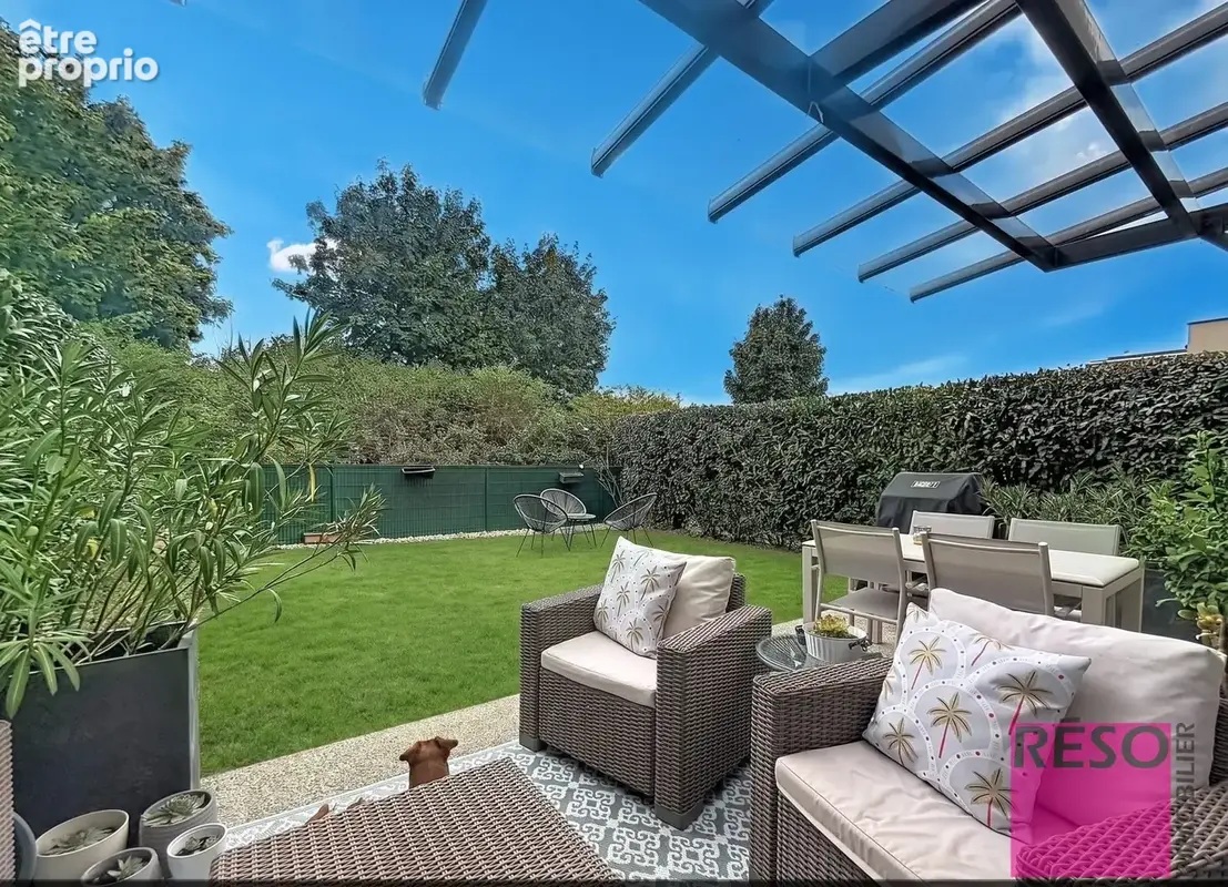 Photo Maison à Cranves-Sales au prix de 510 000€