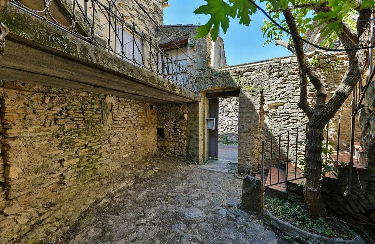 Maison à UZES