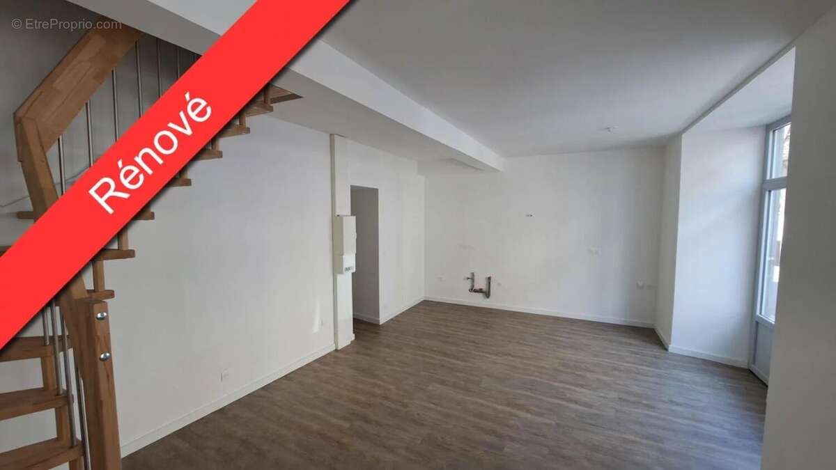 Appartement à SAINT-ETIENNE-DE-SAINT-GEOIRS