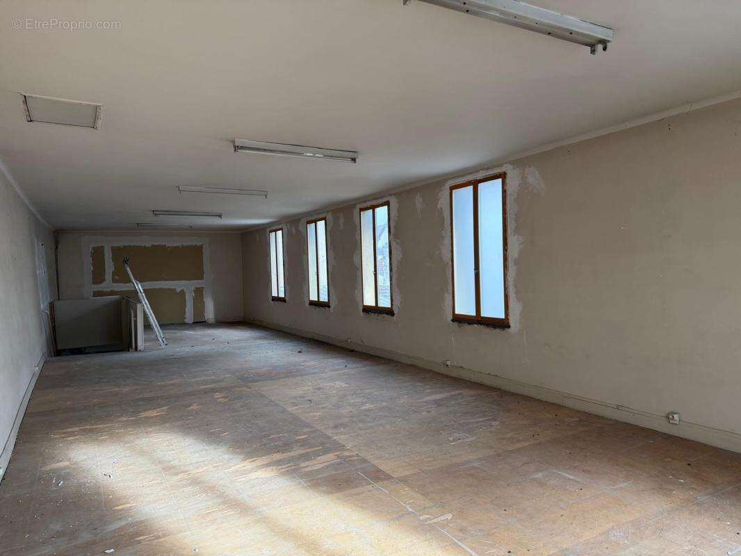 Appartement à LES MUREAUX