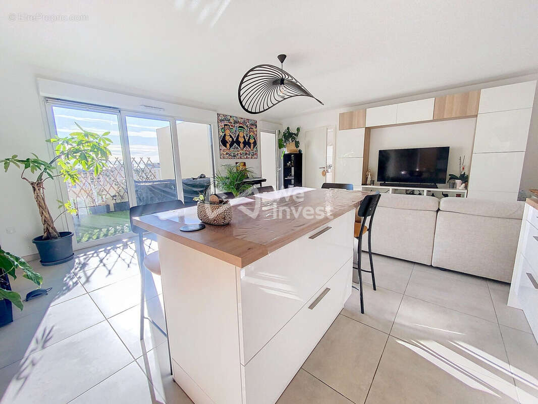 Appartement à SAINT-JEAN-DE-VEDAS