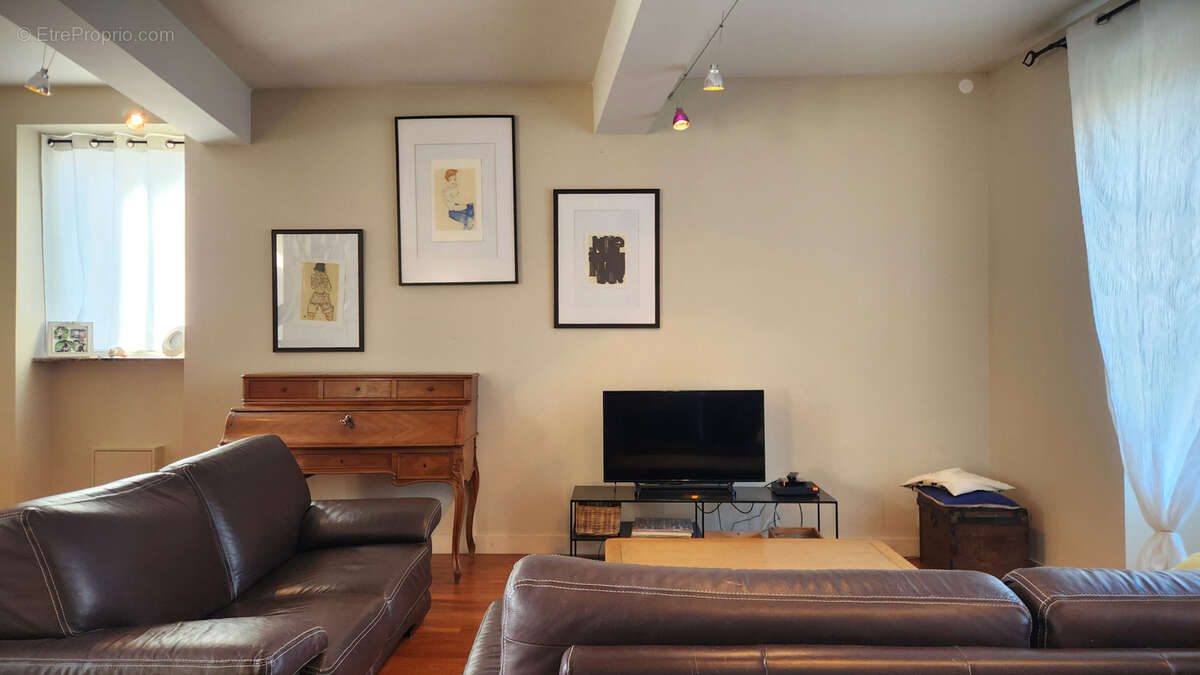 Maison à SAINT-ANDRE-DE-CUBZAC