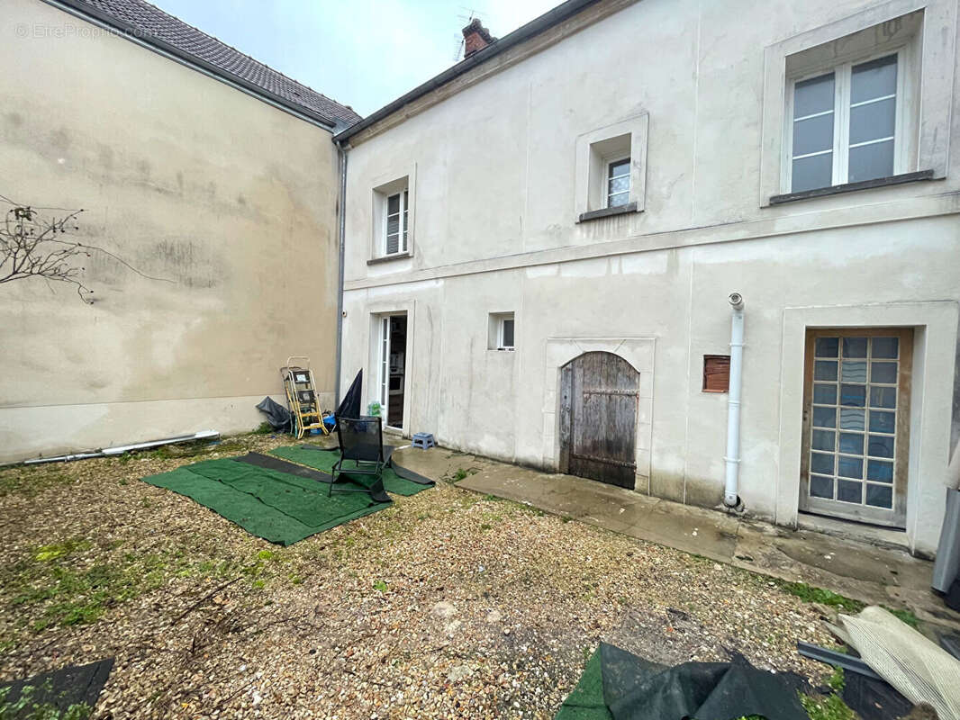Maison à NANTEUIL-LES-MEAUX