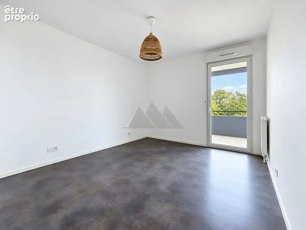Appartement avec ascenseur, cave et place de parking a vendre a brest - capucins - photo 4