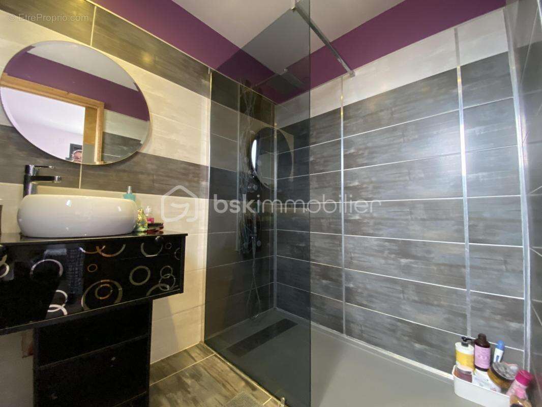 Maison à LA REDORTE