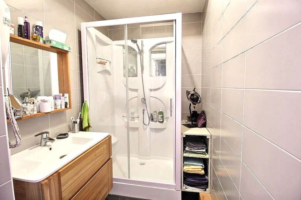 Commerce à MARSEILLE-8E