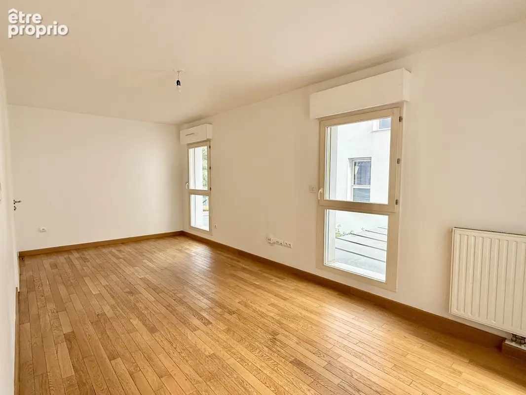 Photo Appartement à Issy-Les-Moulineaux au prix de 250 000€