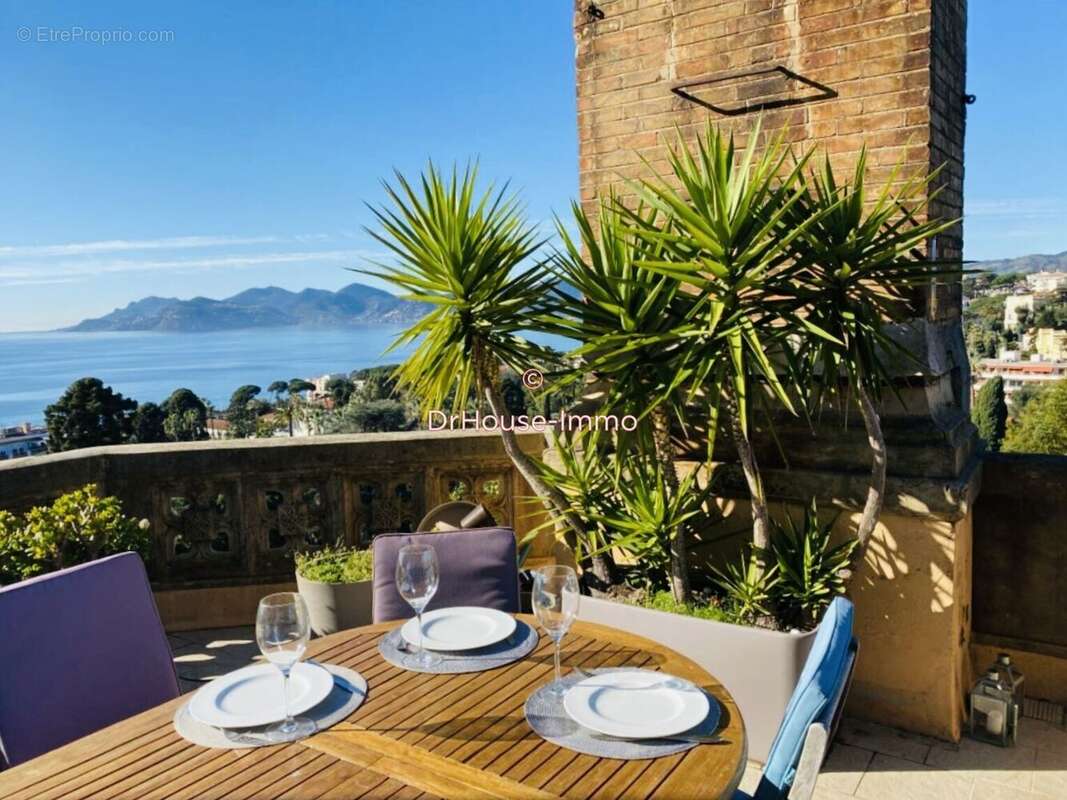 Appartement à CANNES