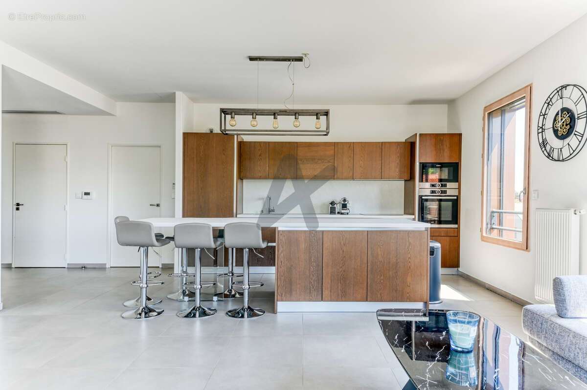 Appartement à SAINT-CYR-AU-MONT-D'OR