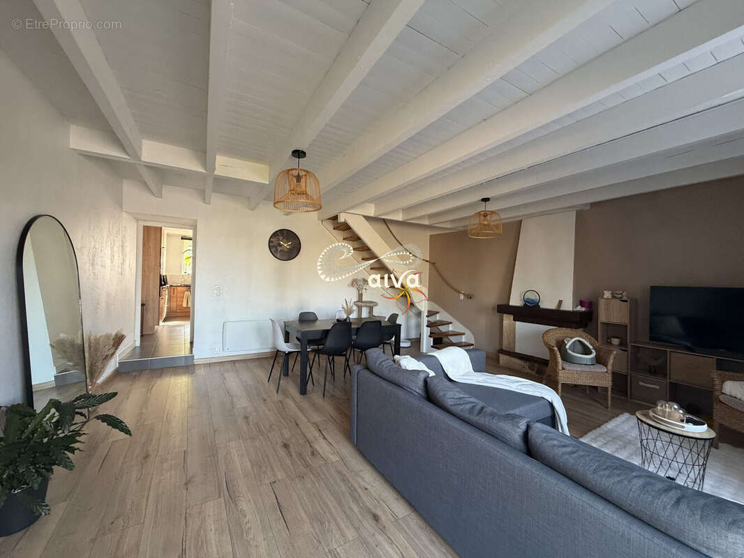 Maison 105 m² à Lourmais  - photo 3
