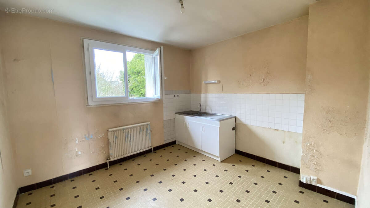 Maison à CLOYES-SUR-LE-LOIR