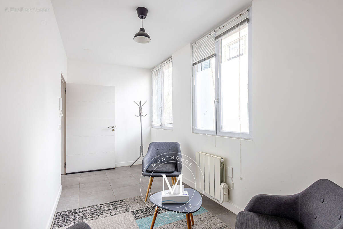 Appartement à PARIS-14E