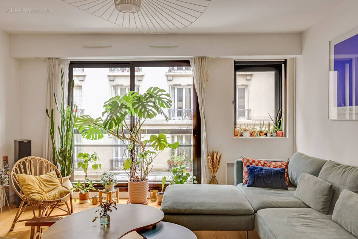 Appartement à PARIS-19E