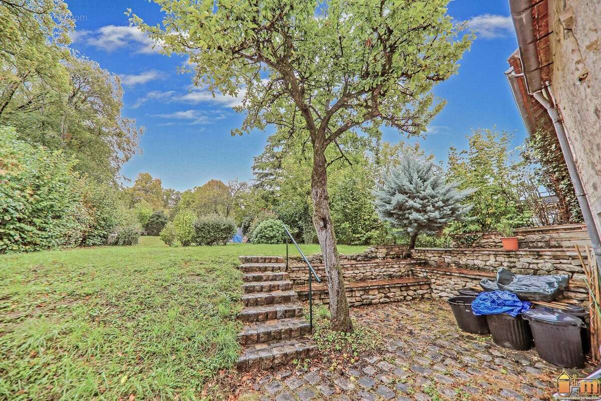 Maison 250 m² à Etampes  - photo 2