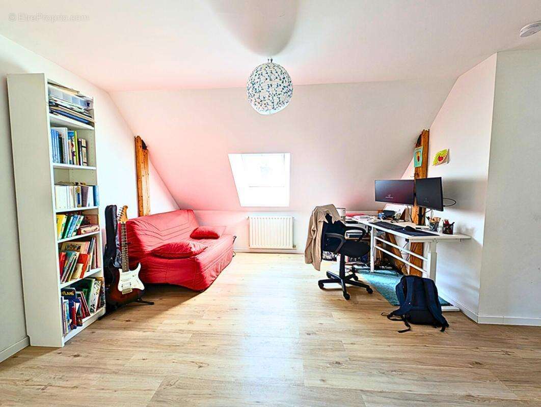 Maison à SAINTE-LUCE-SUR-LOIRE