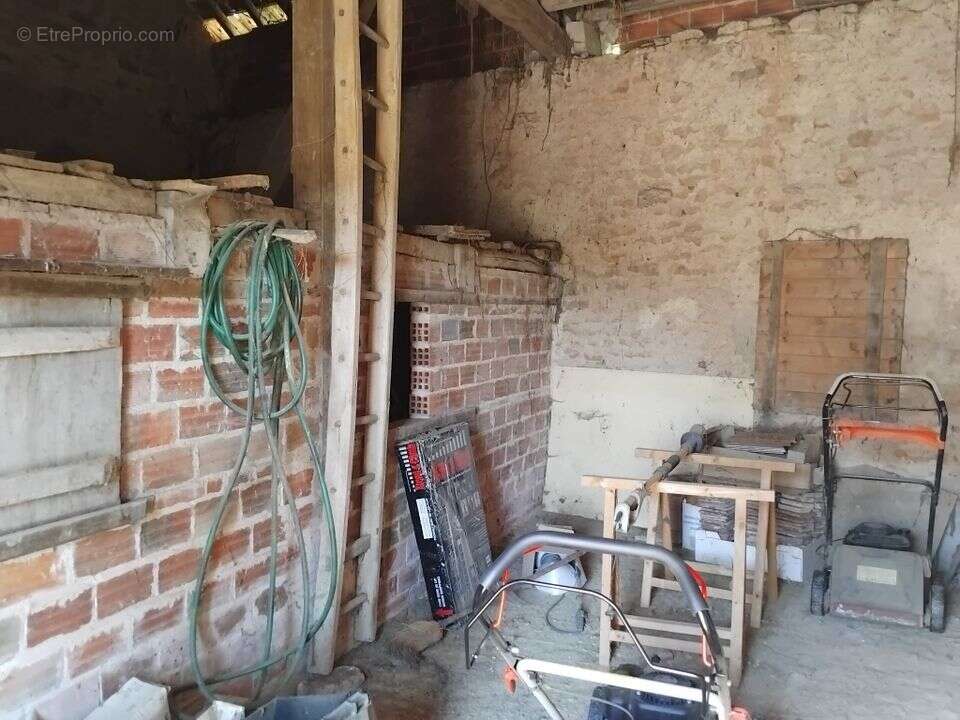 Maison 92 m² à Guipy  - photo 13