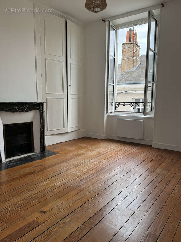 Appartement à PITHIVIERS