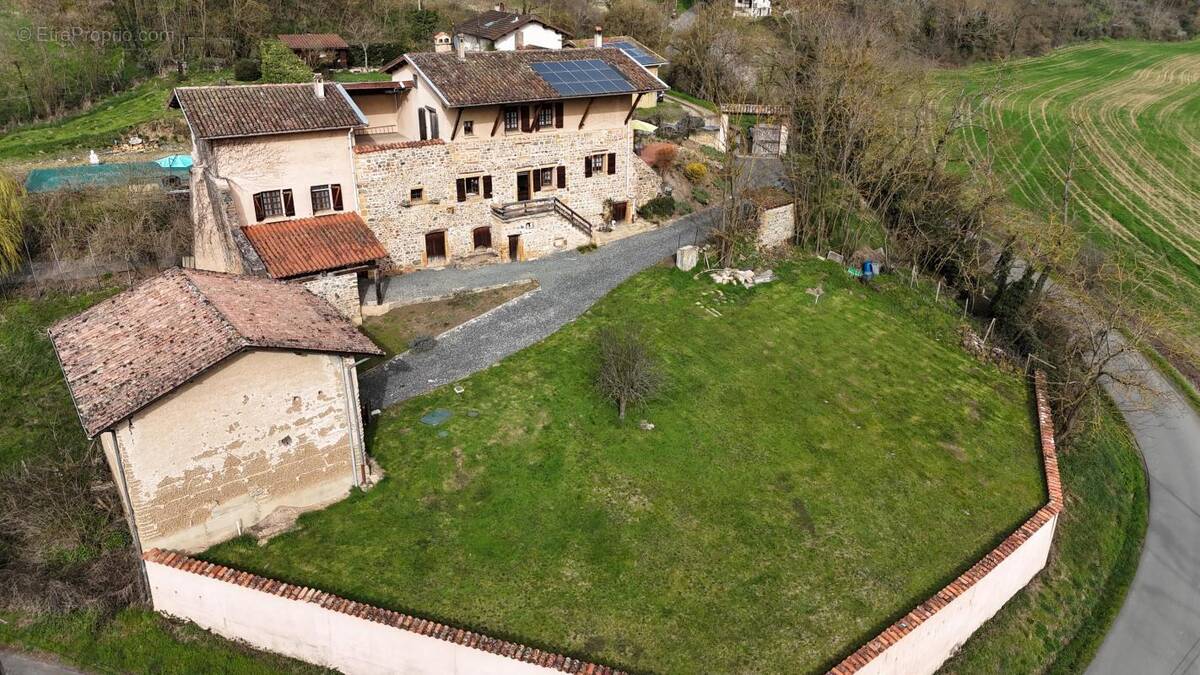 Maison à BULLY