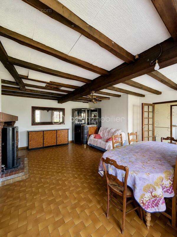 Maison de plain-pied située à Connantre - photo 3