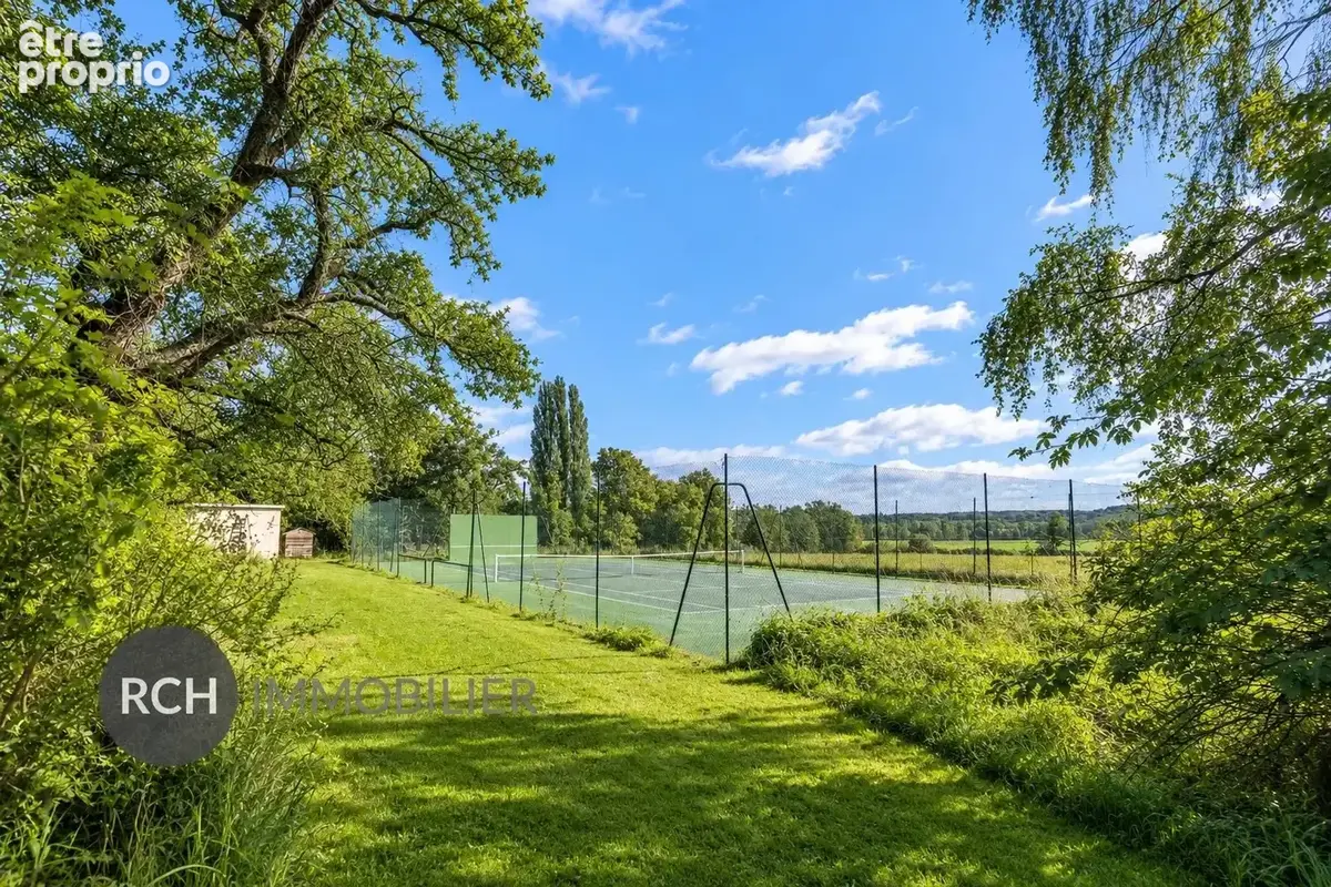 Secteur Montfort-l'Amaury - Superbe chaumière entièrement rénovée avec maison d'amis, piscine et tennis - photo 3