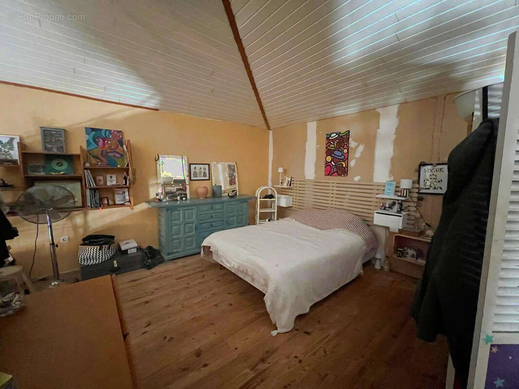 Maison à LAROQUE-DES-ALBERES