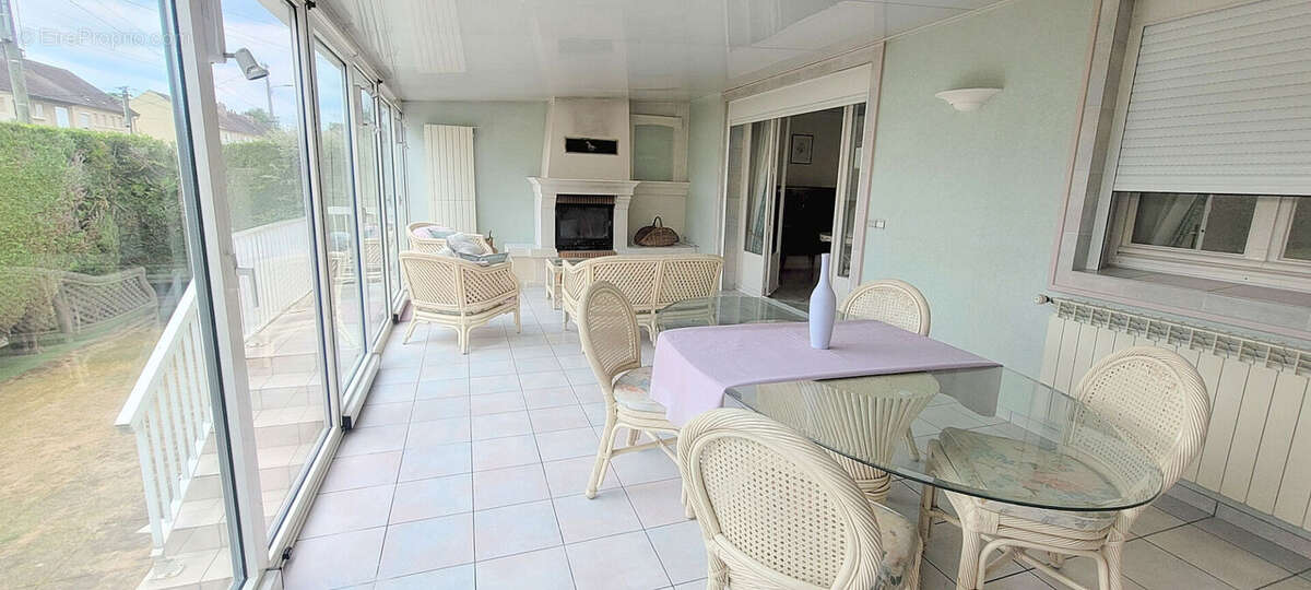 Maison à BEAUMONT-SUR-OISE