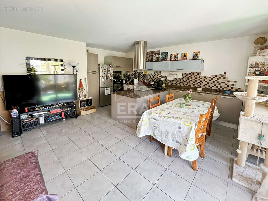 Appartement 66m² à septèmes-les-vallons - photo 3