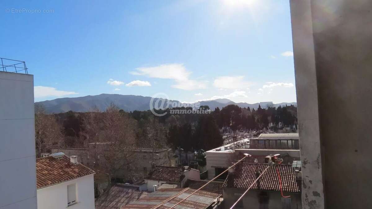 Appartement à MARSEILLE-5E