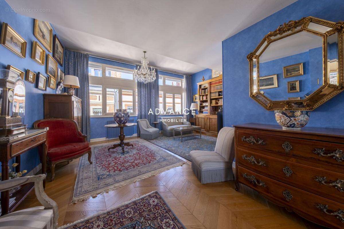 Duplex d’exception – dernier étage – centre historique de toulouse - photo 2