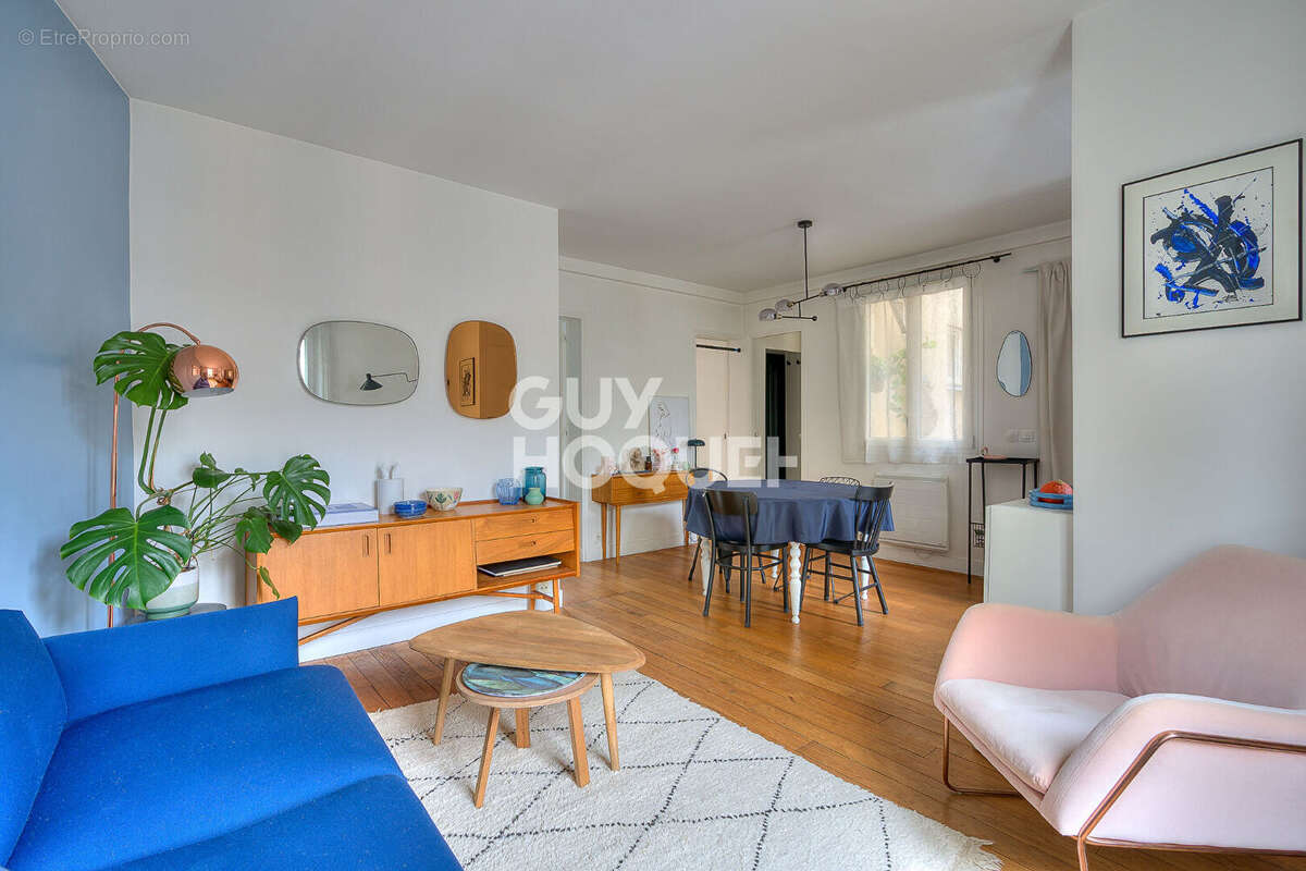 Appartement à PARIS-15E