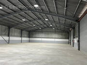 Commerce à CONNERRE