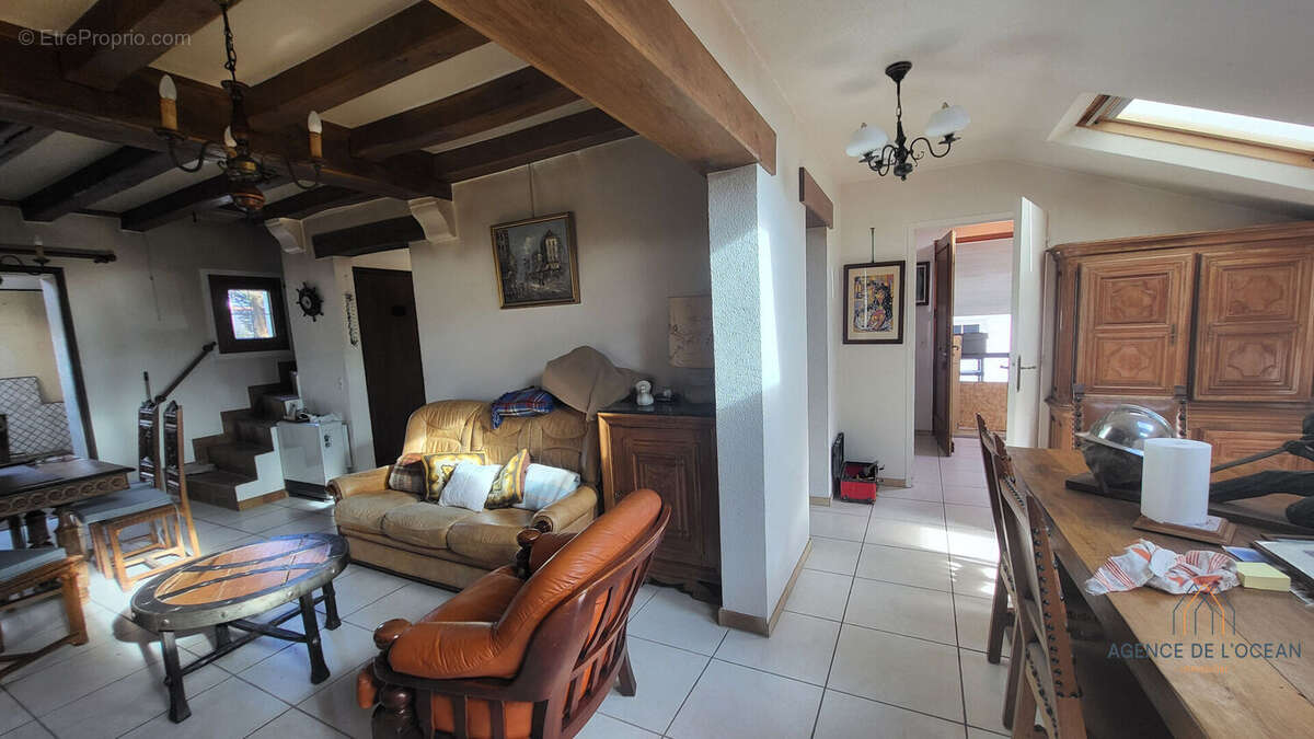 Maison à Le Palais : Vue mer et campagne - photo 4