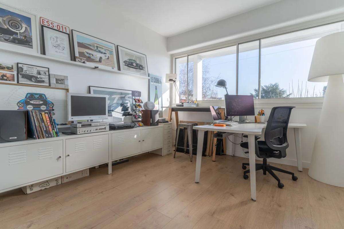 Appartement à GARCHES