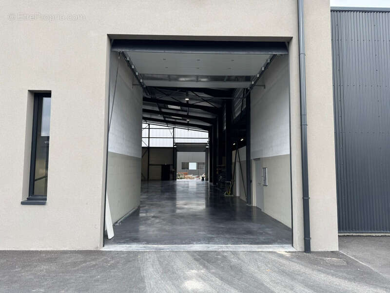 Commerce à BRETTEVILLE-SUR-ODON