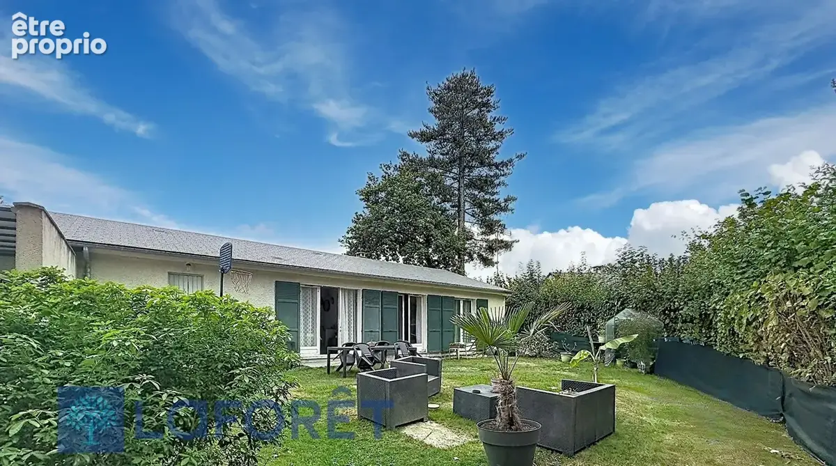 À vendre - maison de plain-pied à saint-sébastien-de-morsent - photo 1