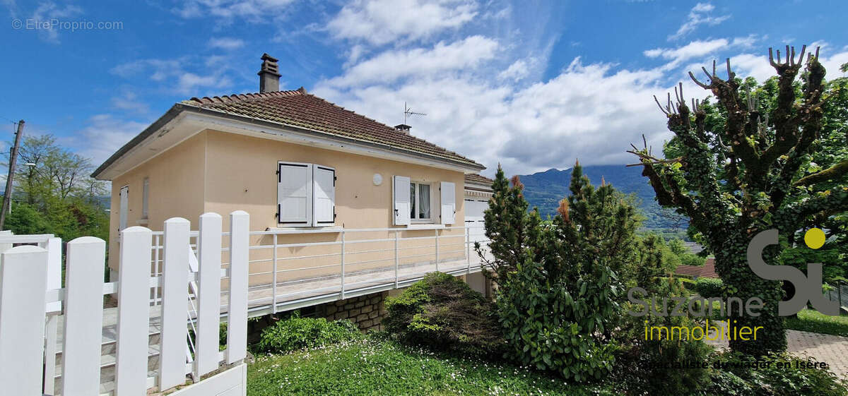 Maison 89 m² à Saint-Nazaire-Les-Eymes  - photo 2