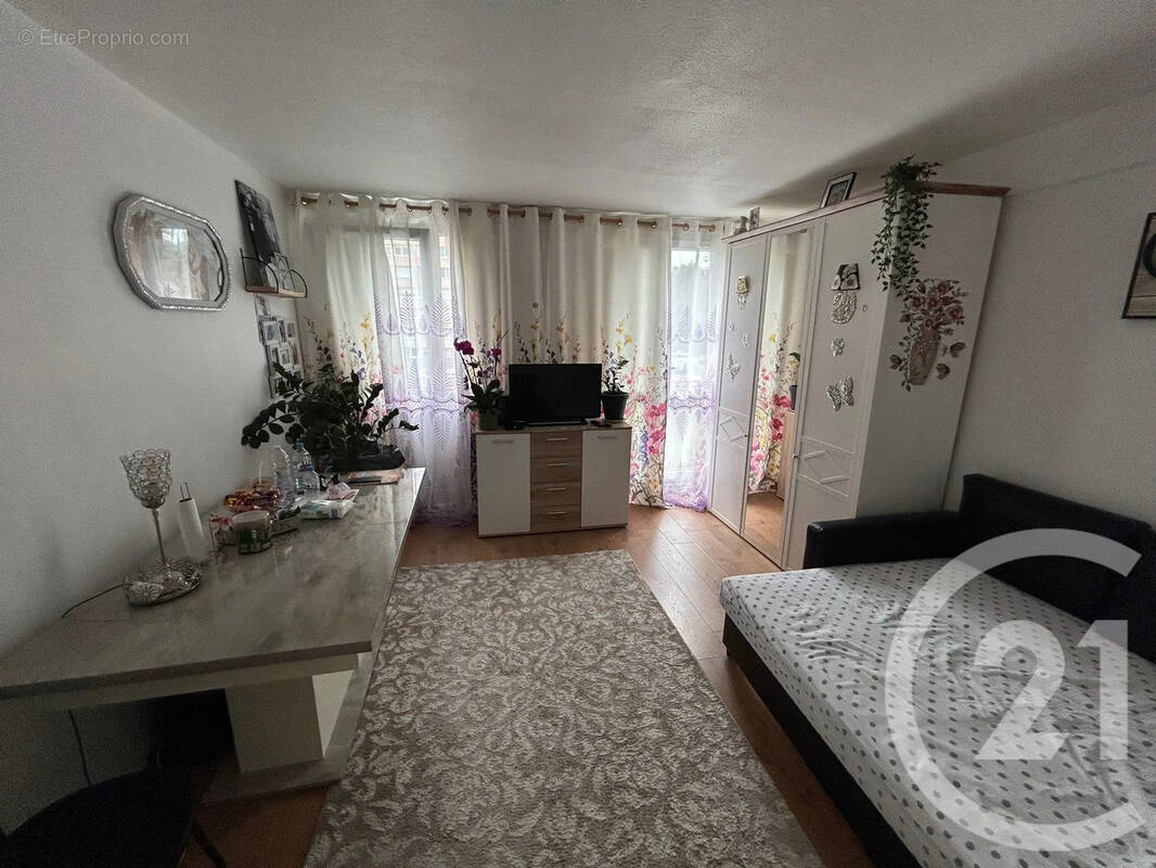 Appartement à AVON