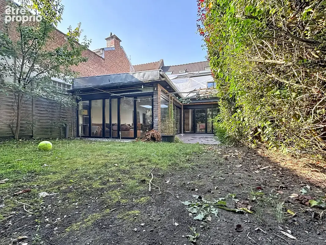 ROUBAIX   Très bon secteur  Maison familiale d’exception avec garage   180 m2   Aucun travaux - photo 11