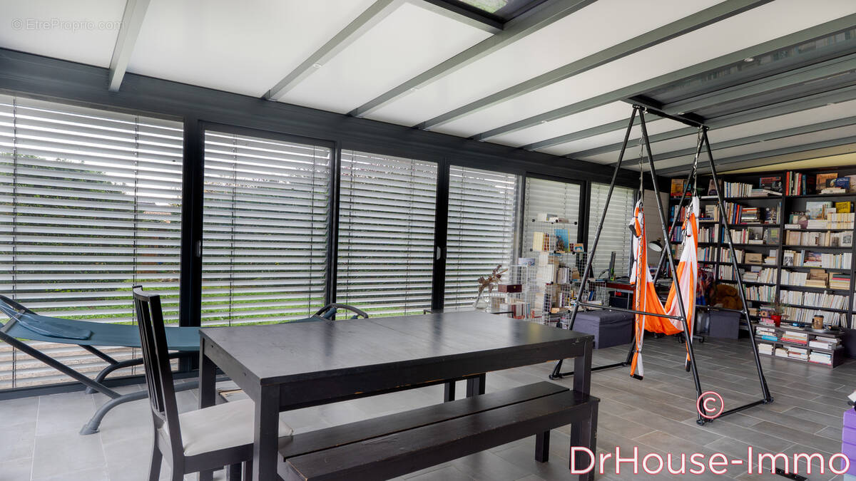 Maison à VOUNEUIL-SOUS-BIARD