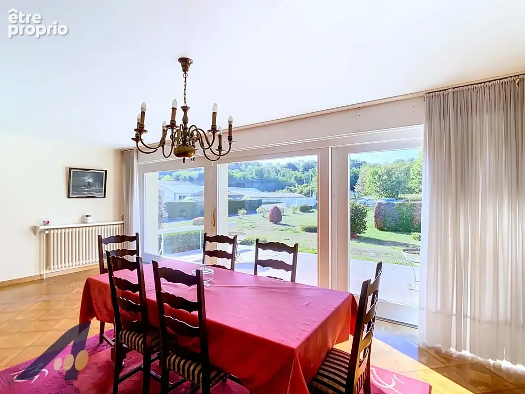 Maison 5 pièces VOUJEAUCOURT - Plain-pied,  115 m2 habitable, jardin clos et arboré de 23 ares - photo 4