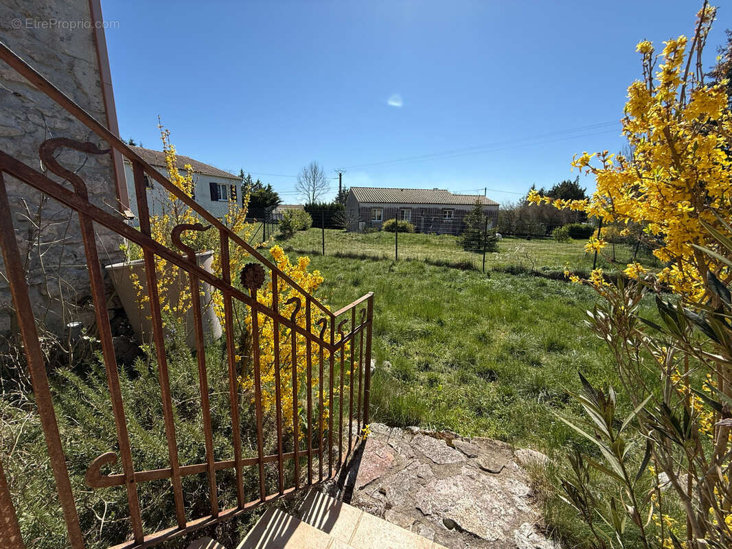 Appartement à LE CAYLAR