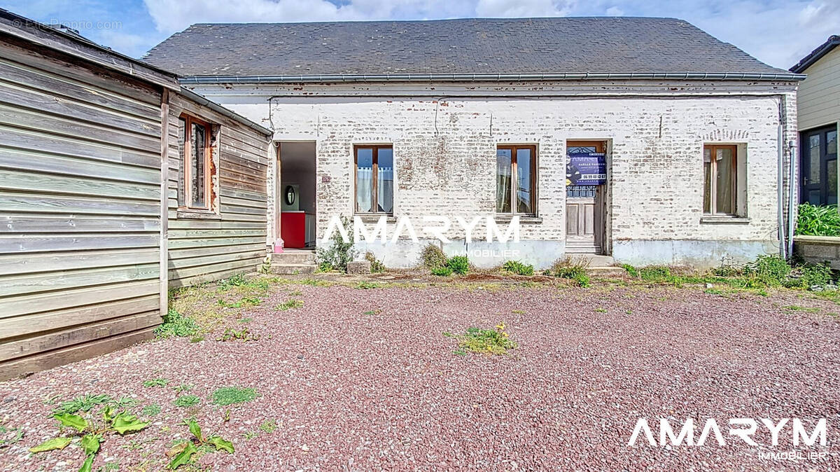 Maison à ESTREBOEUF