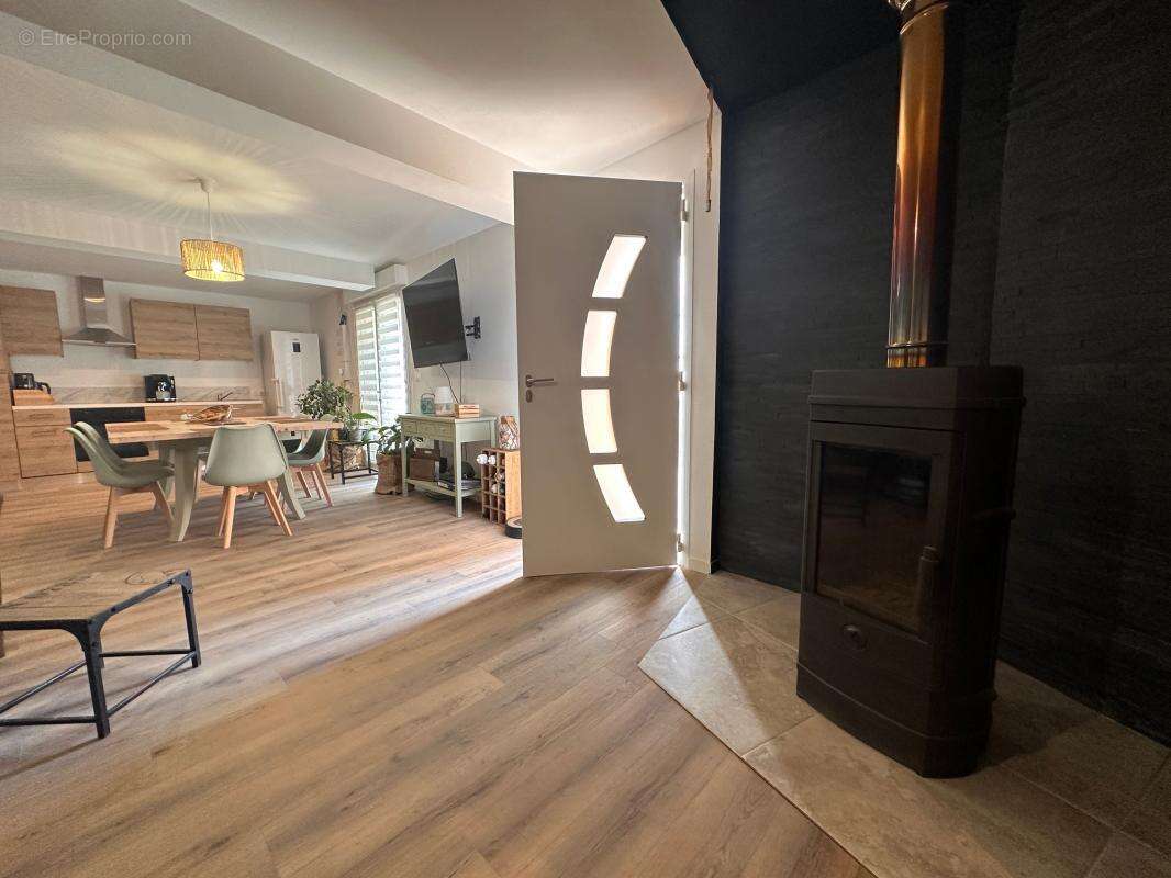 Appartement À Vendre - photo 4
